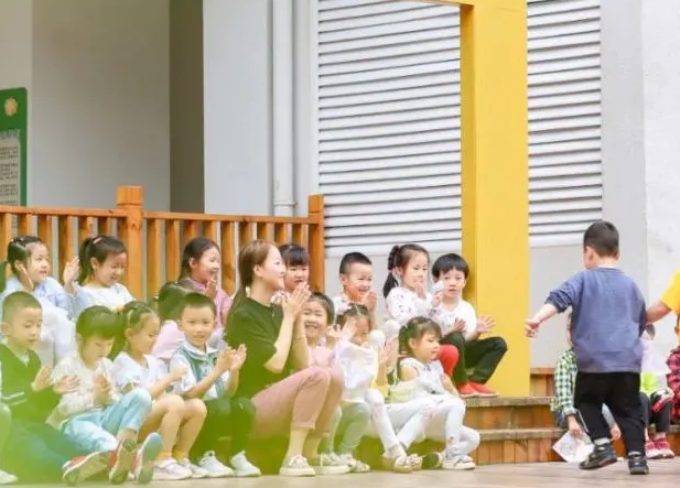 南陽(yáng)幼兒園園長(zhǎng)證報(bào)名條件