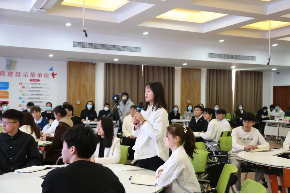 拼了！為了春天的第一節(jié)思政課，大中小學(xué)齊上陣